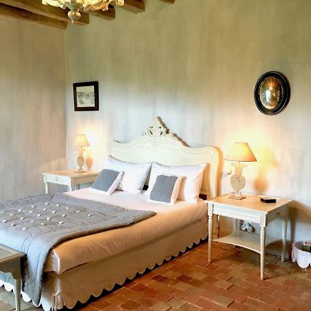 Les Volets Bleus Bed & Breakfast Arcangues Exterior photo