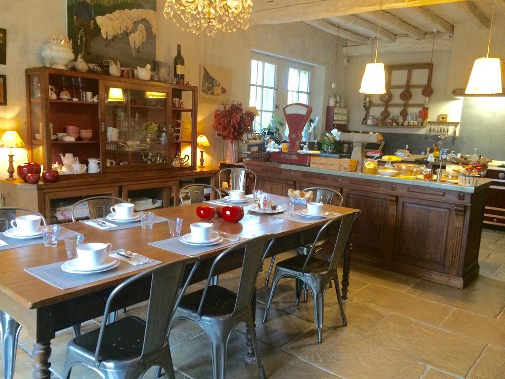 Les Volets Bleus Bed & Breakfast Arcangues Exterior photo